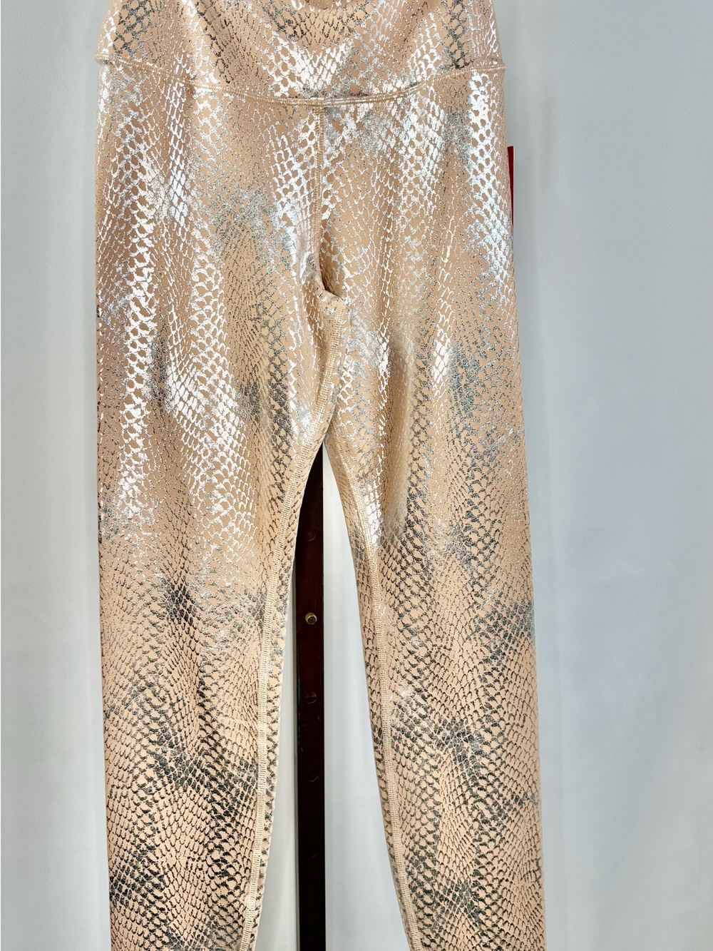 Good American Metallic Snake-Print Leggings - Rose Metallic
